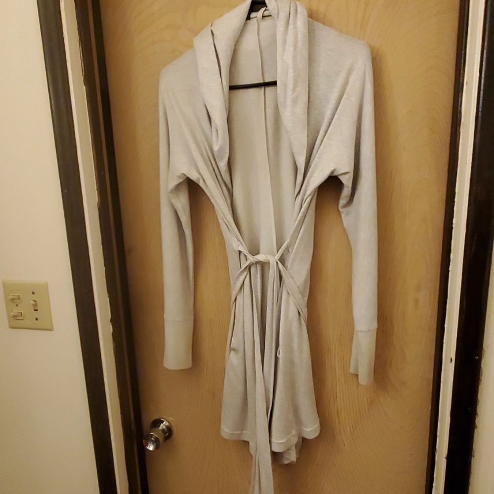 Robe with pockets